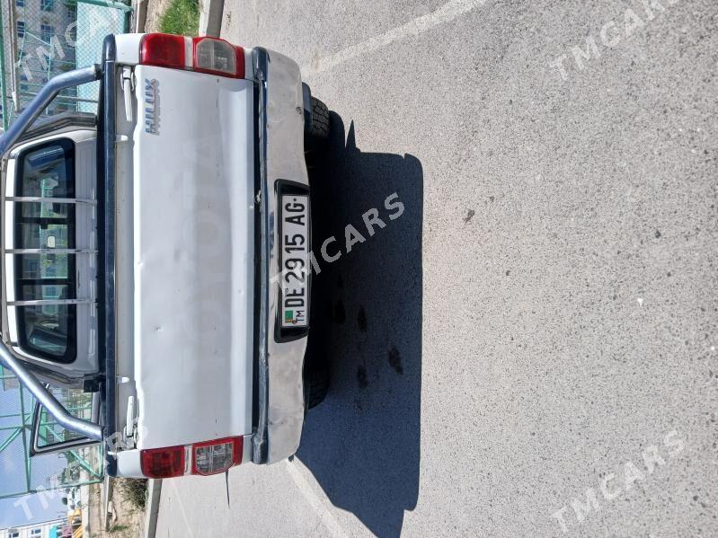 Toyota Hilux 2012 - 280 000 TMT - Бузмеин - img 3