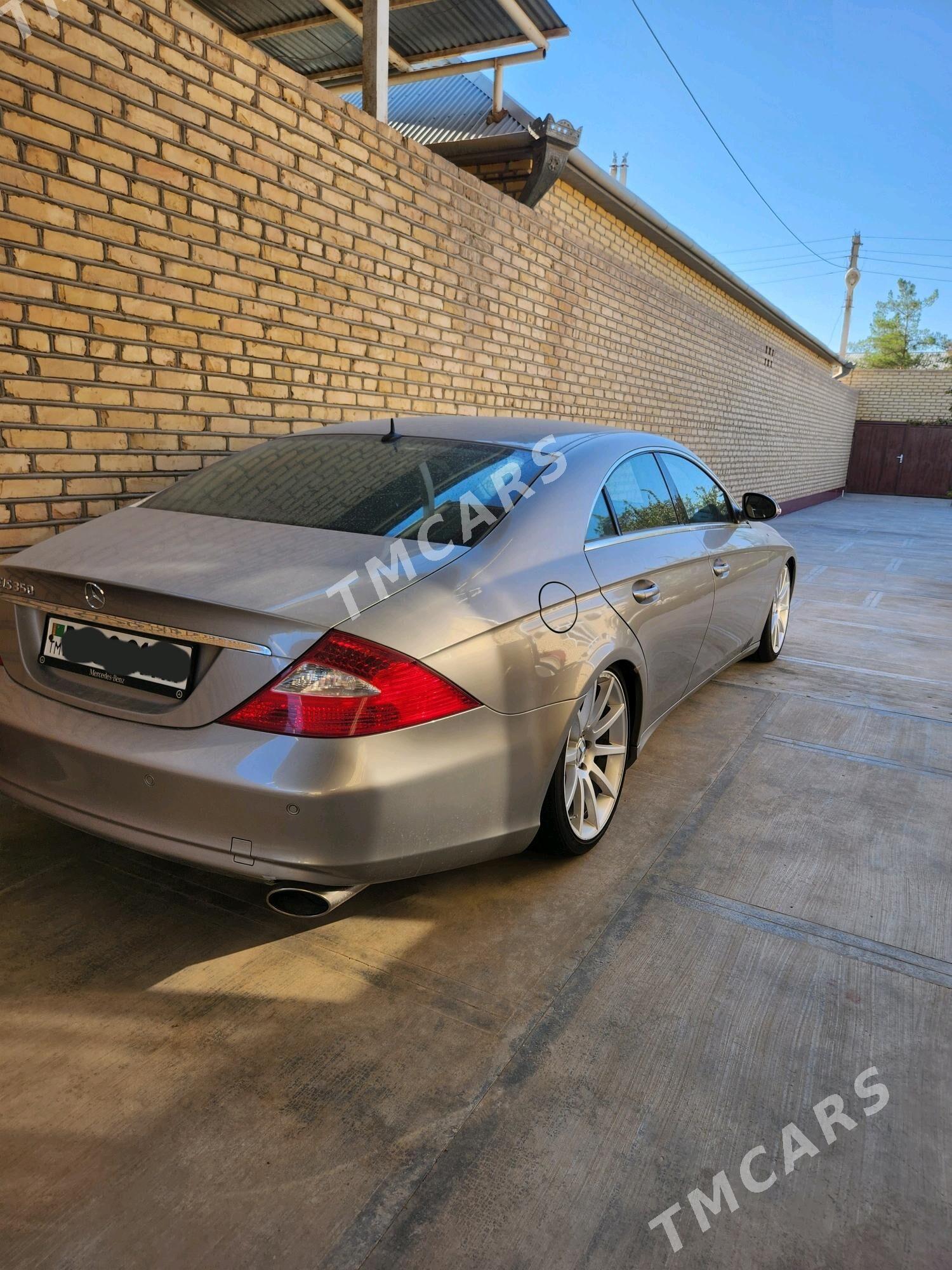 Mercedes-Benz CLS-Class 2005 - 280 000 TMT - Балканабат - img 2