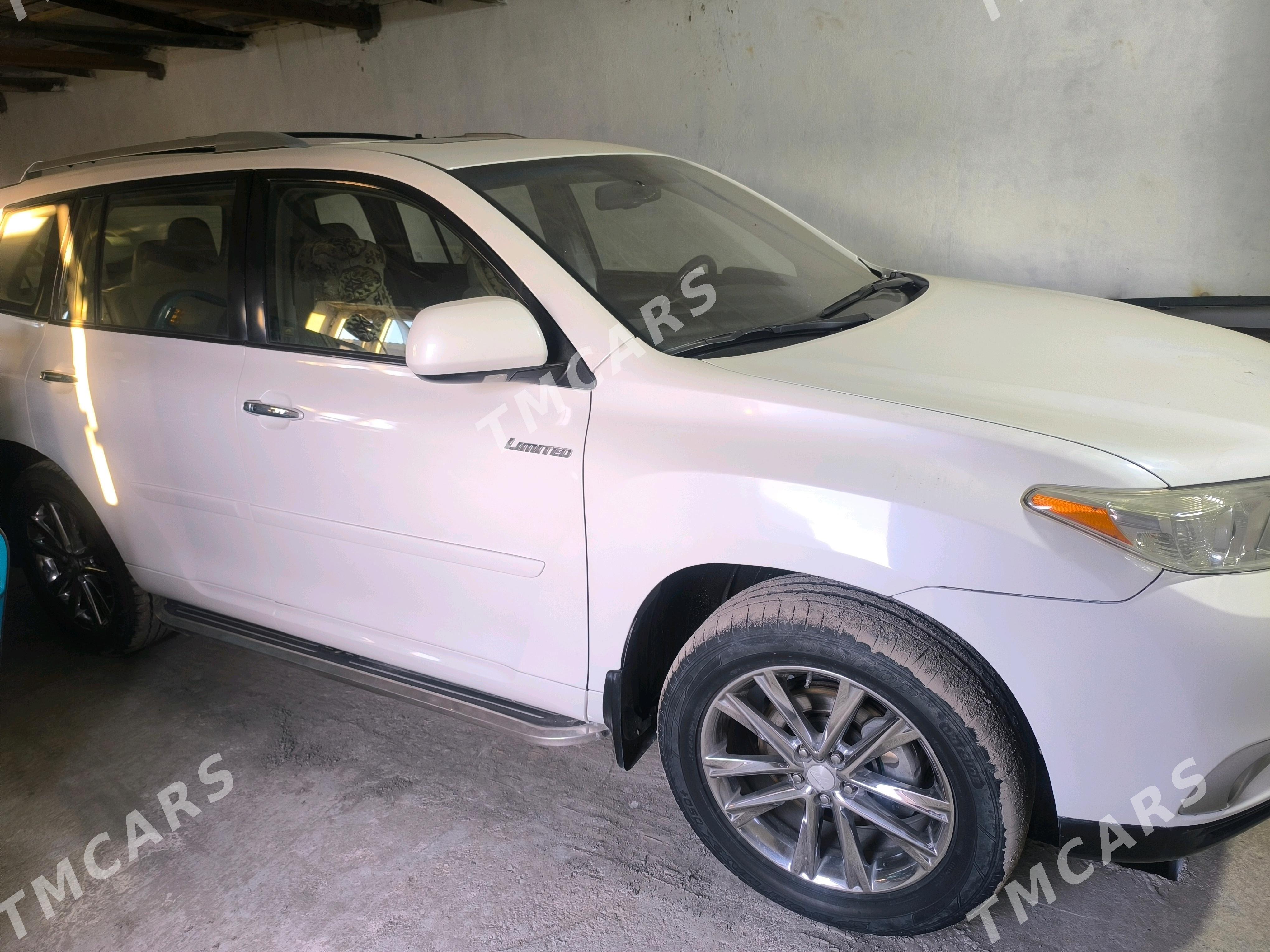 Toyota Highlander 2010 - 280 000 TMT - Магданлы - img 2