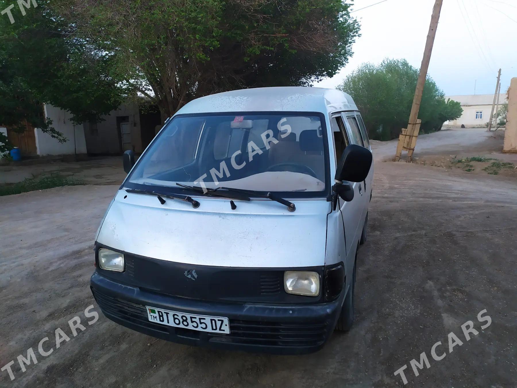 Toyota Town Ace 1993 - 30 000 TMT - Gurbansoltan Eje - img 2