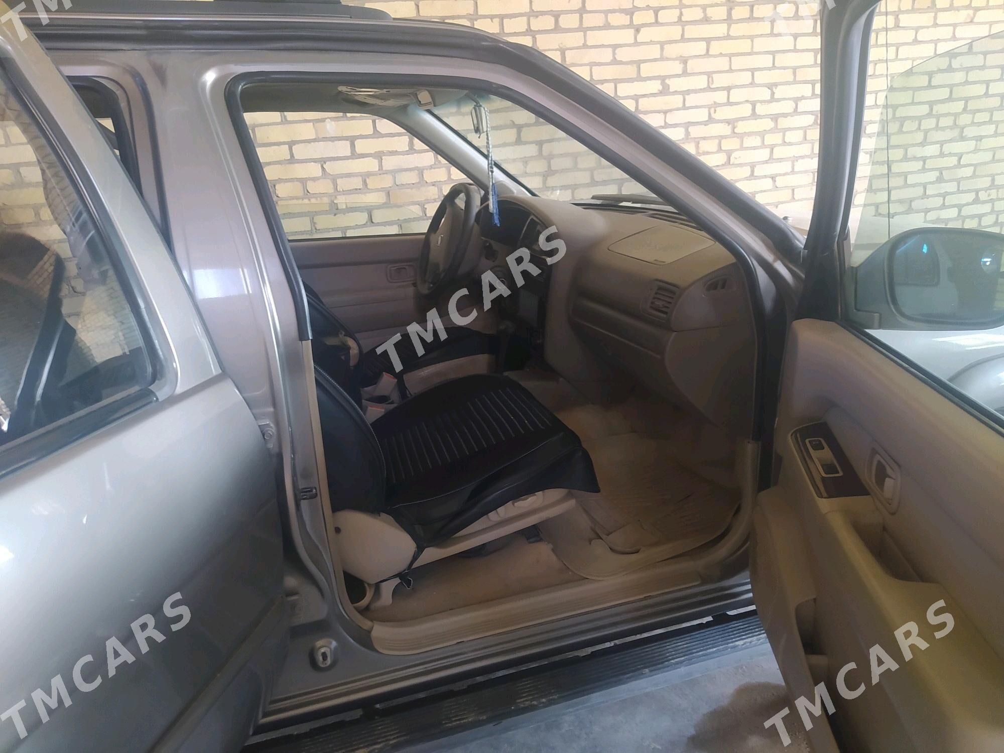 Nissan Pathfinder 2002 - 100 000 TMT - Дянев - img 9