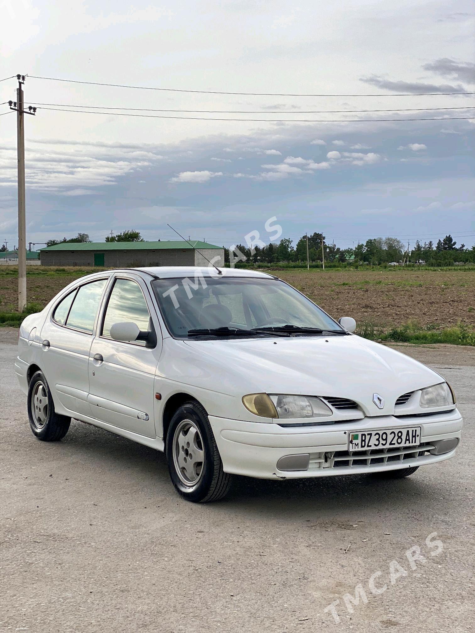 Renault Megane 2 1998 - 50 000 TMT - Теджен - img 2