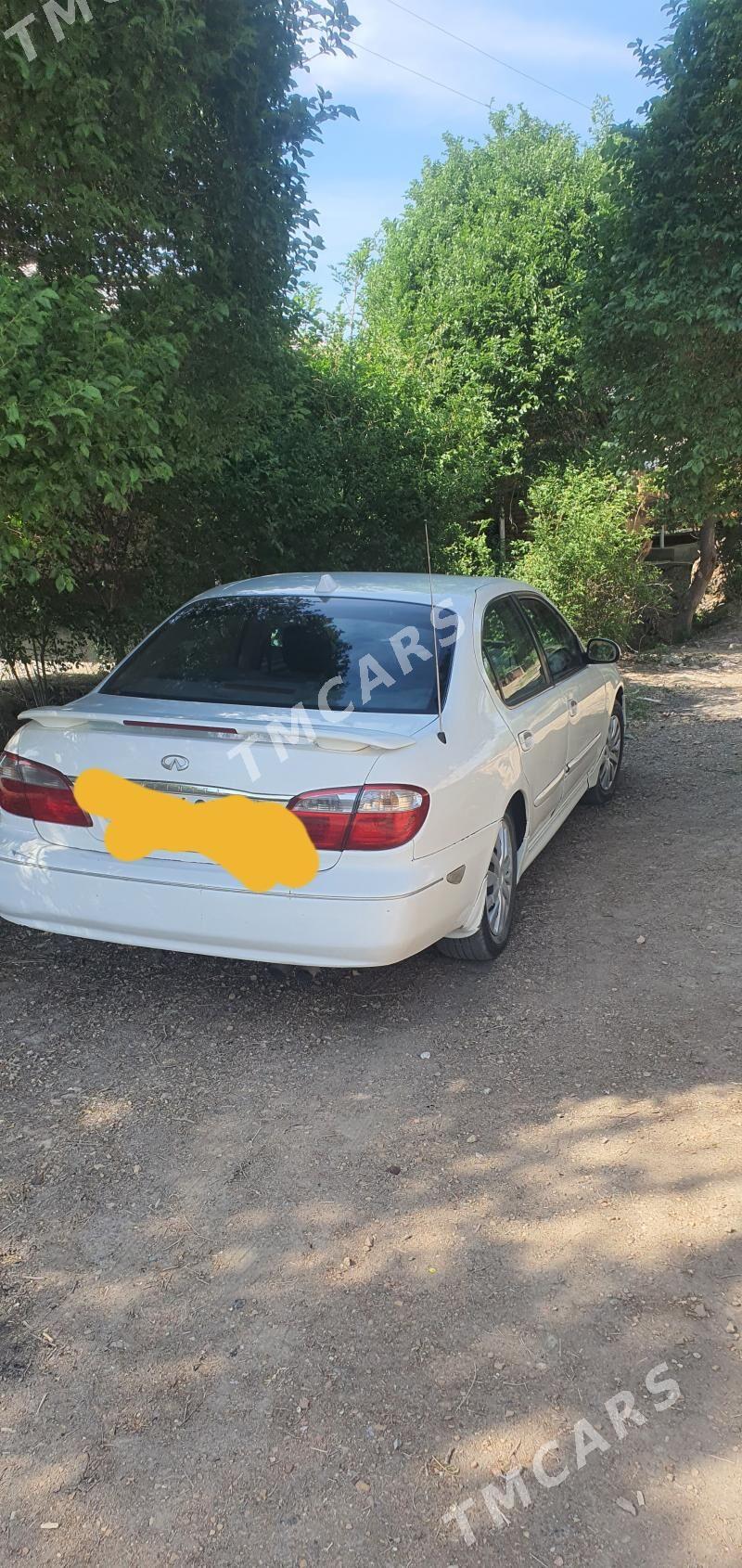 Infiniti Q 2001 - 70 000 TMT - Губадаг - img 3
