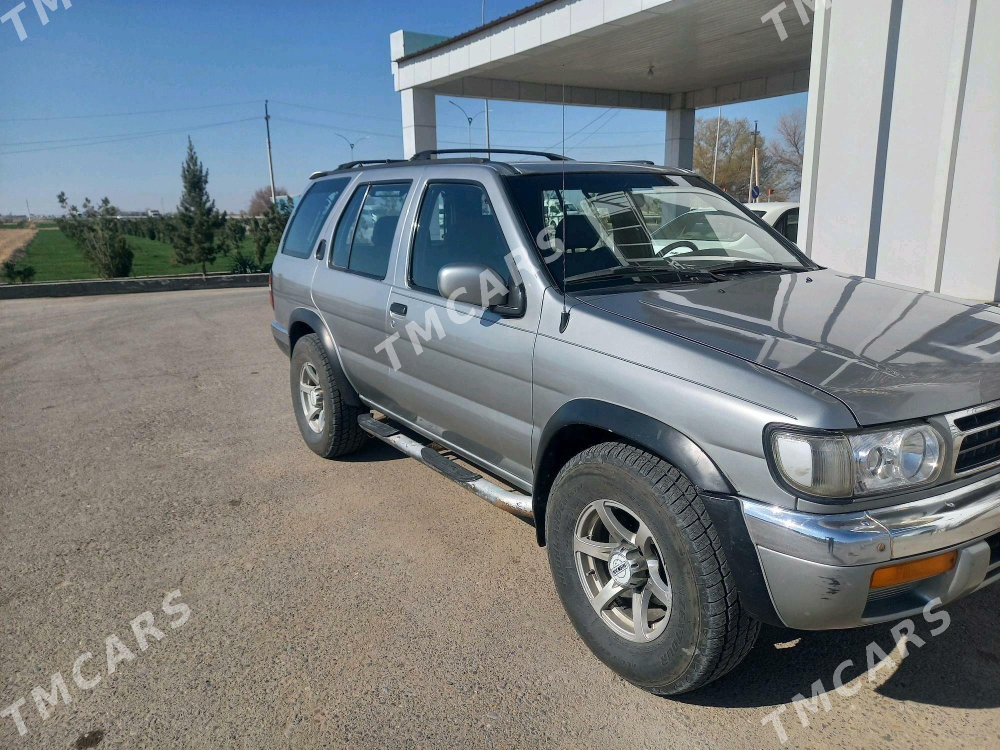 Nissan Pathfinder 1998 - 82 000 TMT - Мары - img 3