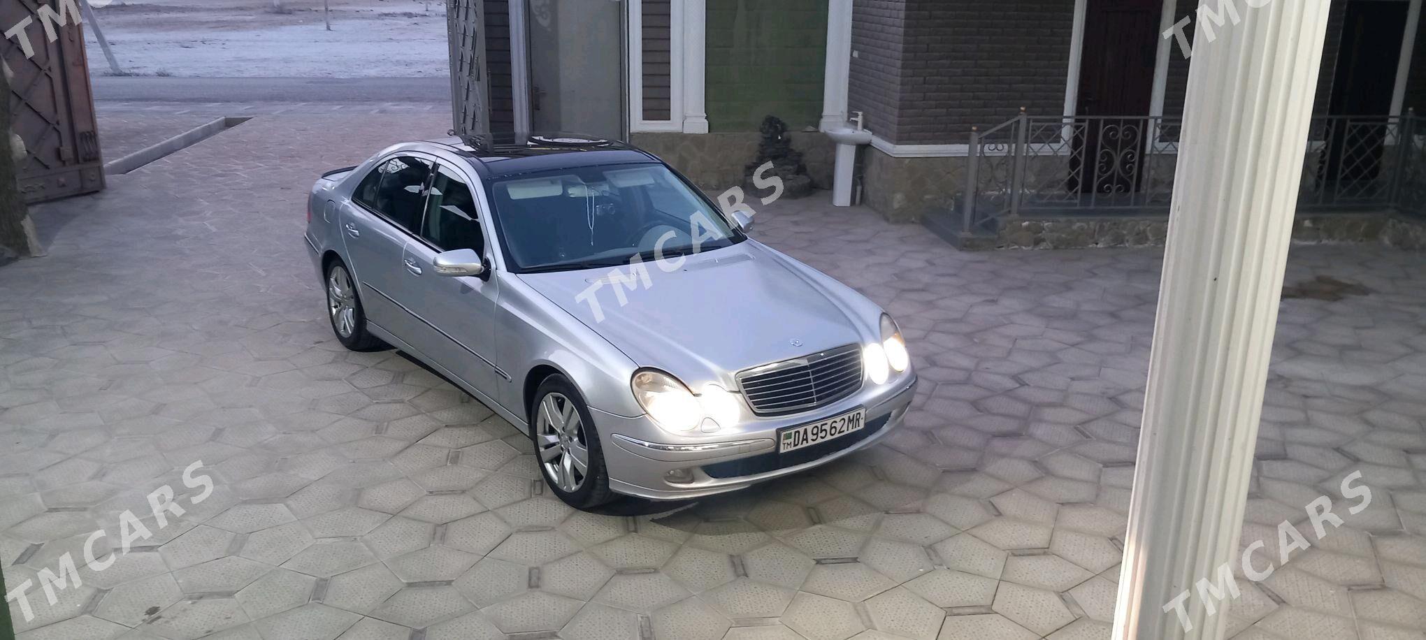 Mercedes-Benz E350 2005 - 150 000 TMT - Мары - img 5