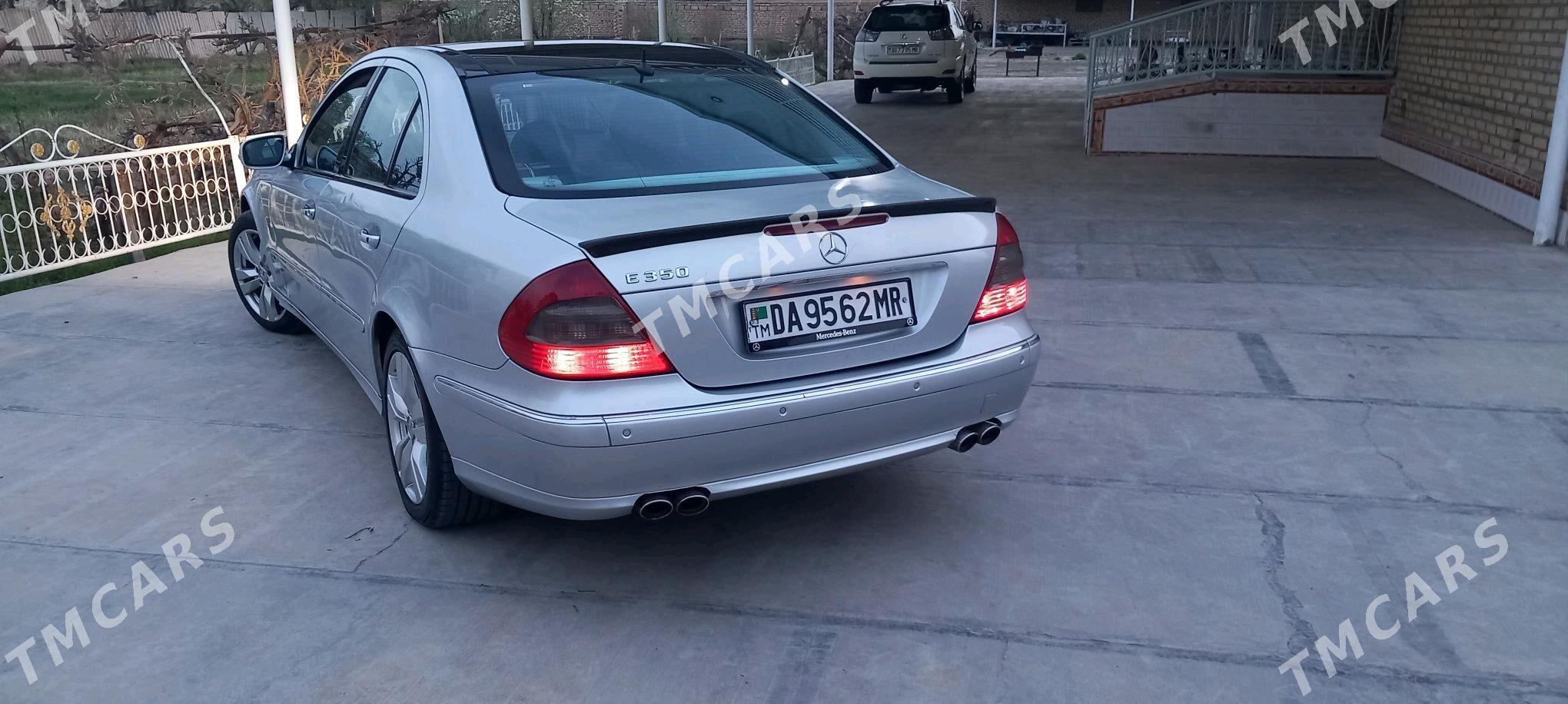 Mercedes-Benz E350 2005 - 150 000 TMT - Мары - img 9