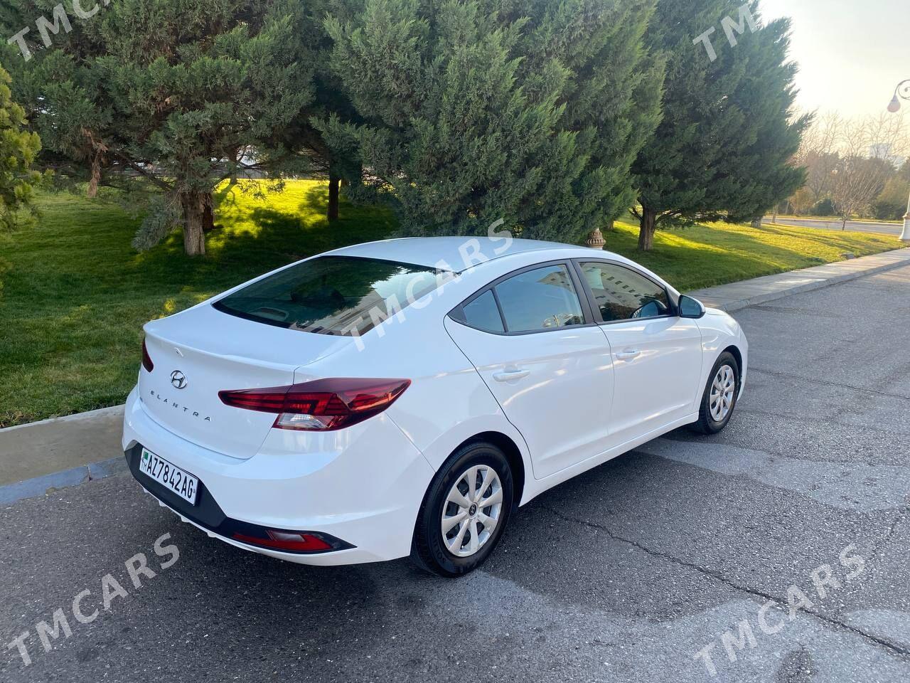 Hyundai Elantra 2019 - 199 000 TMT - Ашхабад - img 2