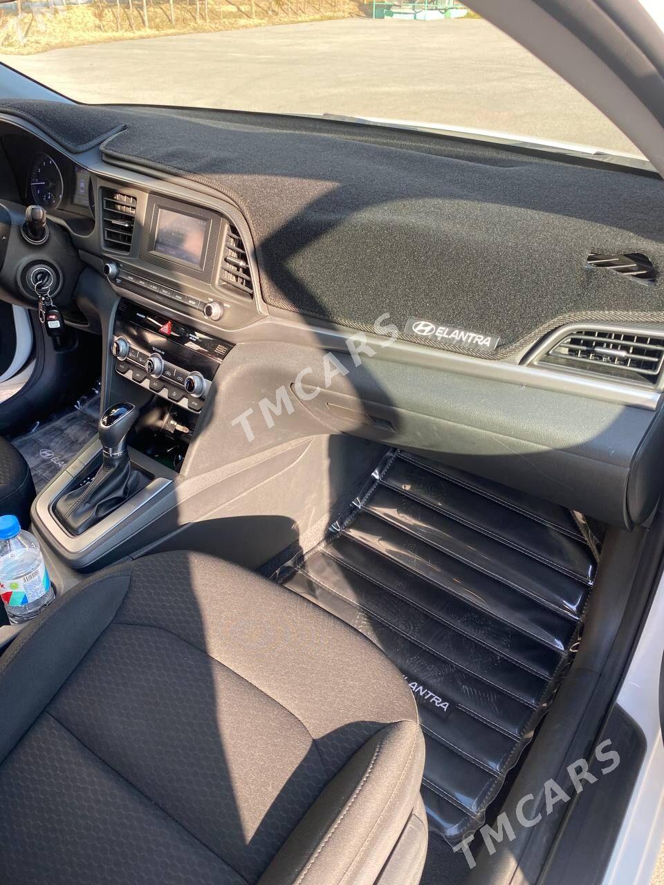 Hyundai Elantra 2019 - 199 000 TMT - Ашхабад - img 4