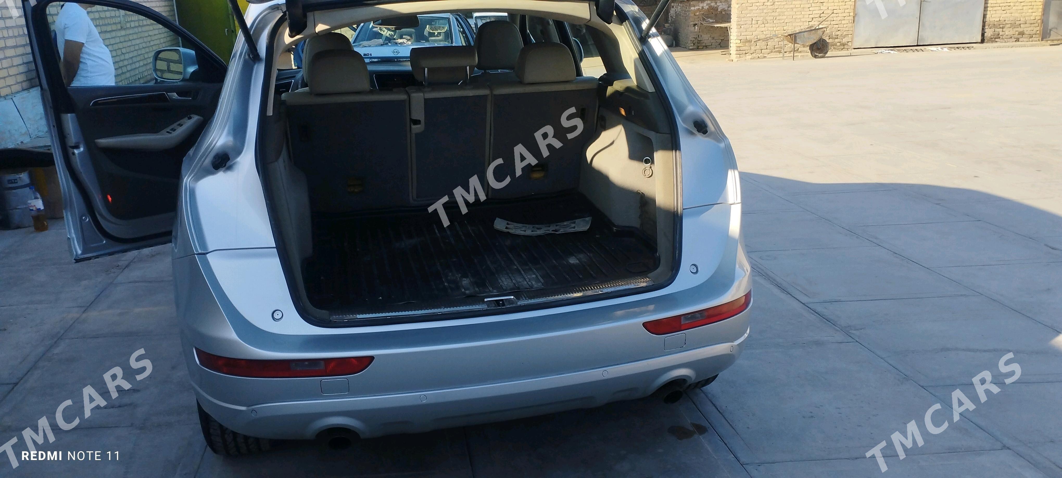 Audi Q5 2010 - 250 000 TMT - Туркменабат - img 3