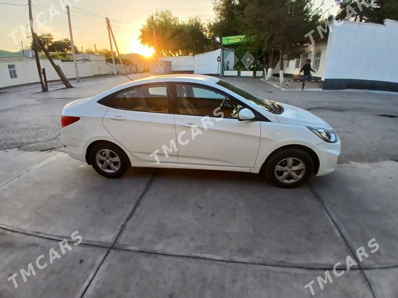 Hyundai Accent 2013 - 144 000 TMT - Ашхабад - img 5