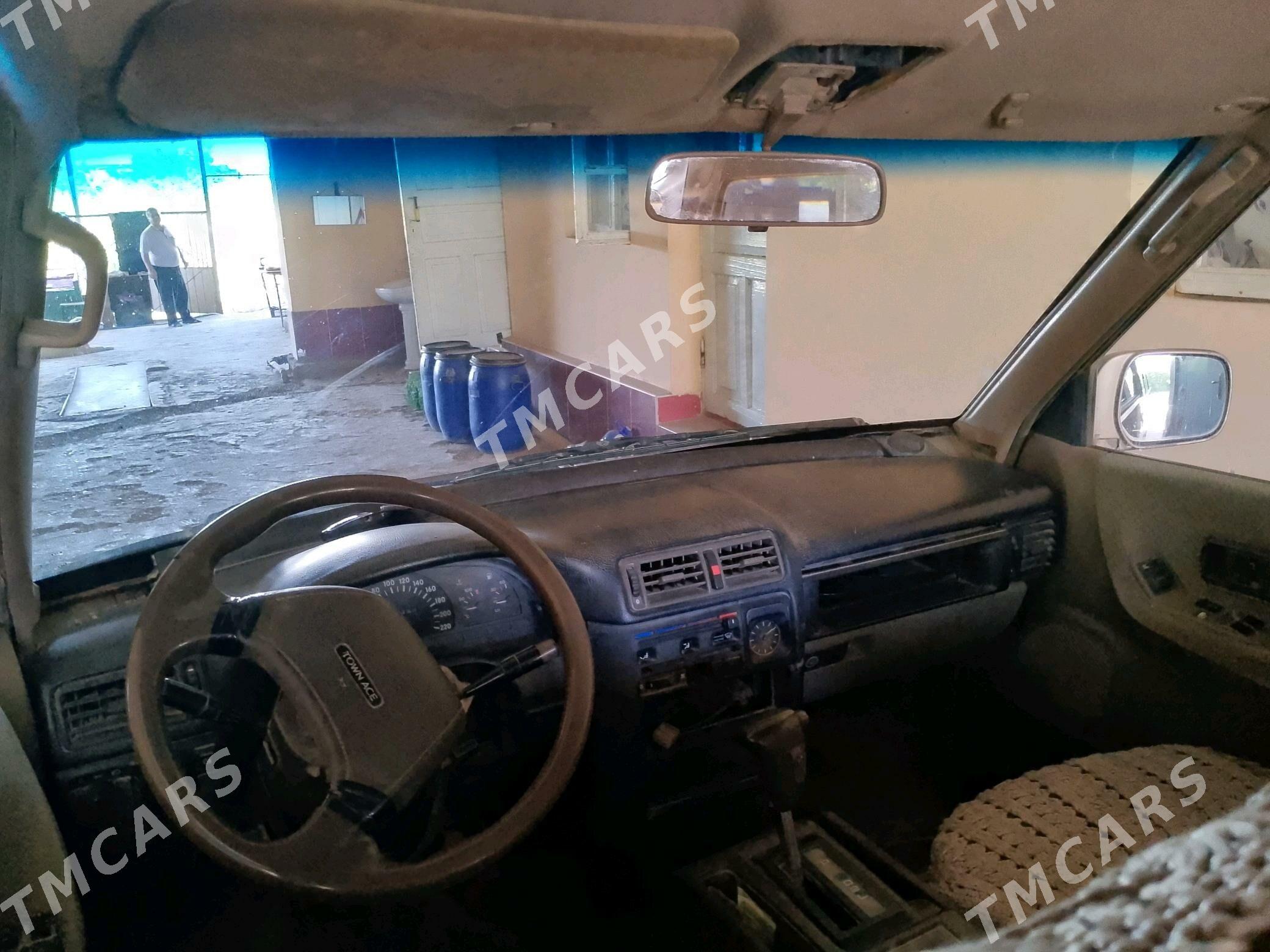 Toyota Town Ace 1990 - 30 000 TMT - Sakar - img 3