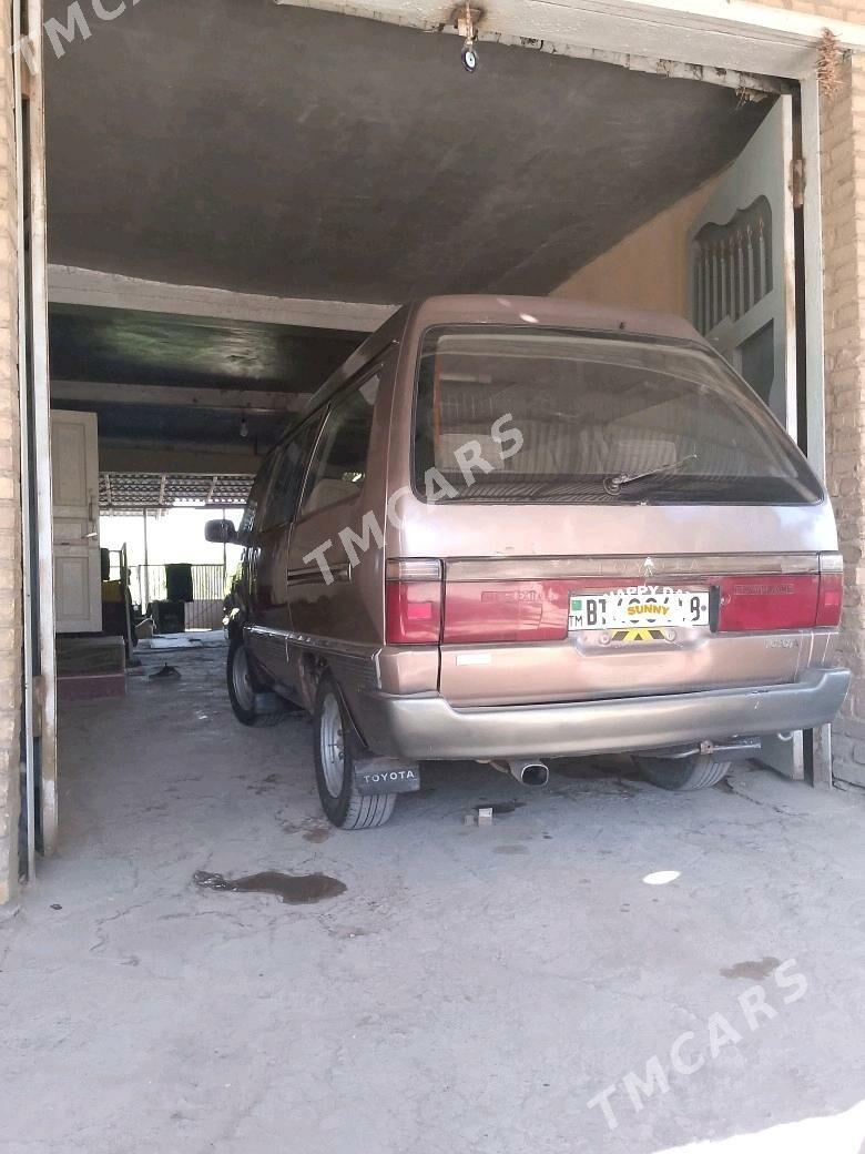 Toyota Town Ace 1990 - 30 000 TMT - Sakar - img 2