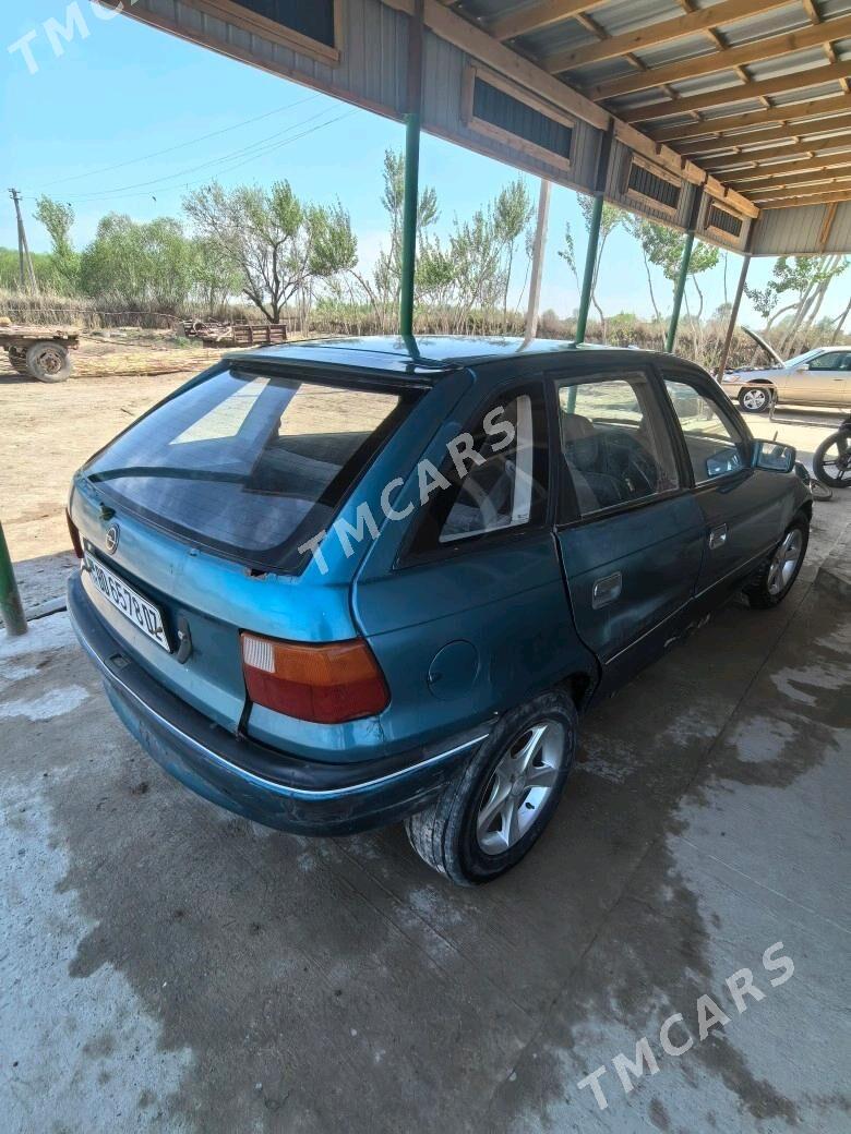 Opel Astra 1993 - 22 000 TMT - Türkmenbaşy etr. - img 2