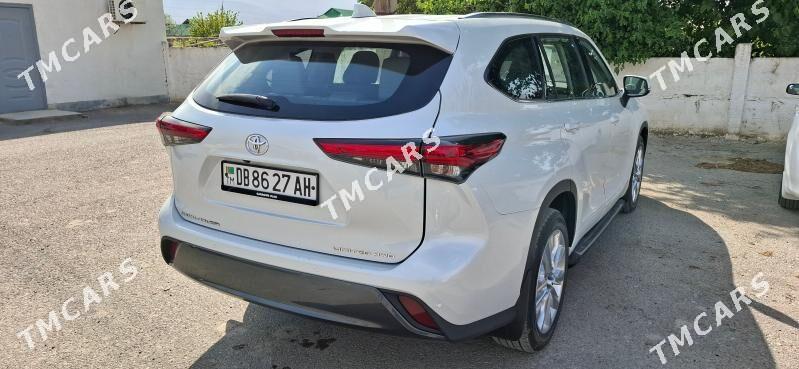 Toyota Highlander 2022 - 665 000 TMT - Gökdepe - img 3
