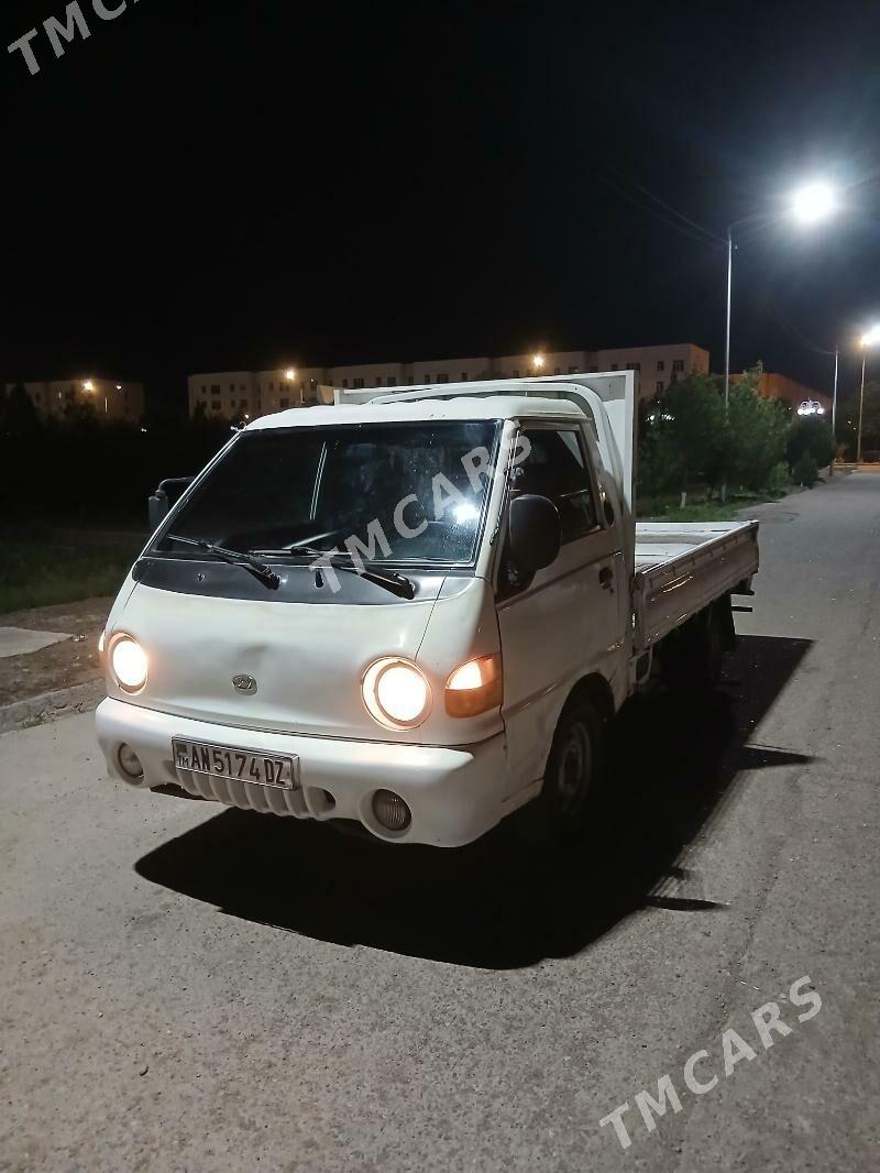 Hyundai H-1 1999 - 73 000 TMT - Дашогуз - img 3