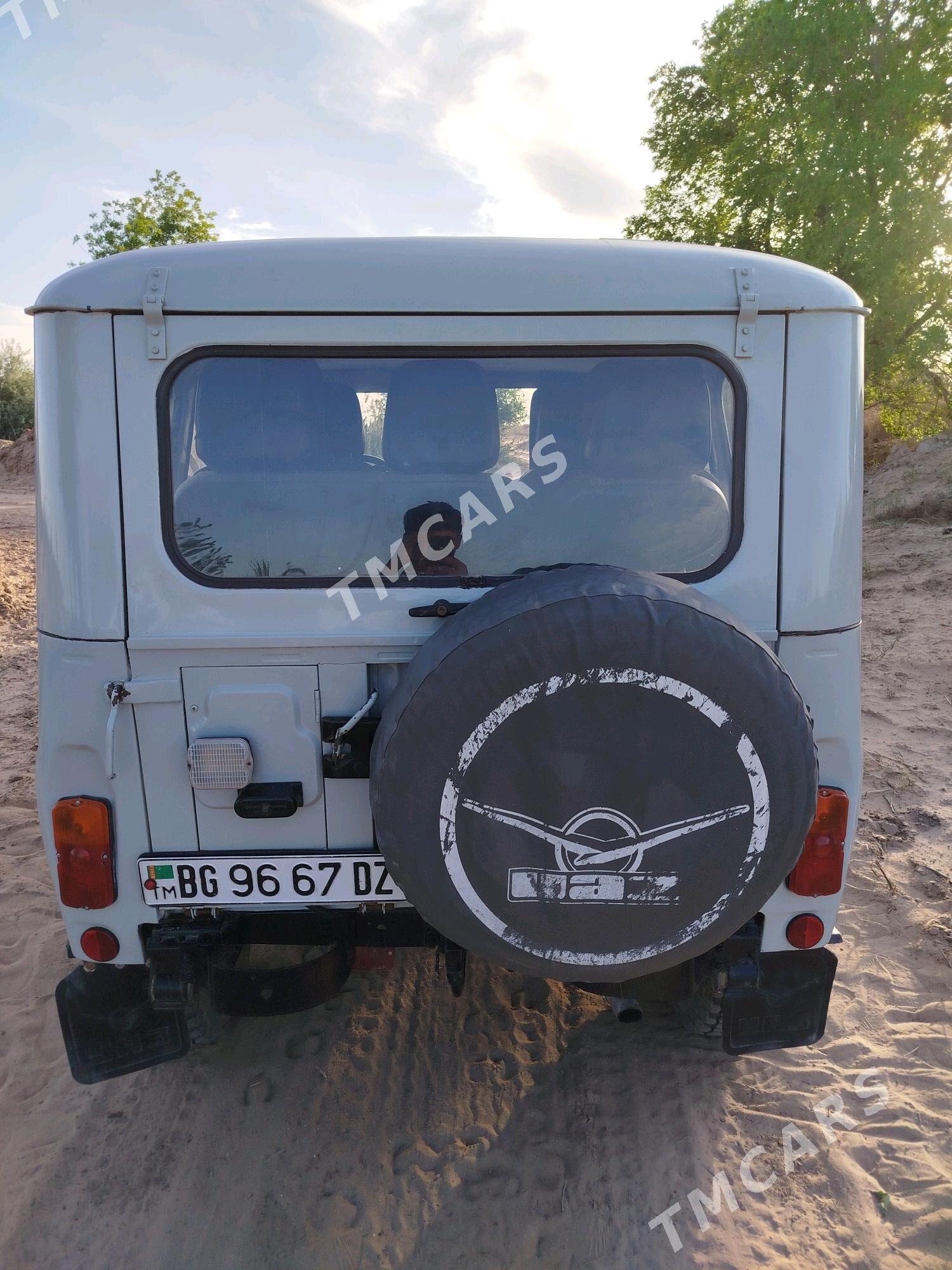 UAZ 469 2004 - 80 000 TMT - Gurbansoltan Eje - img 2
