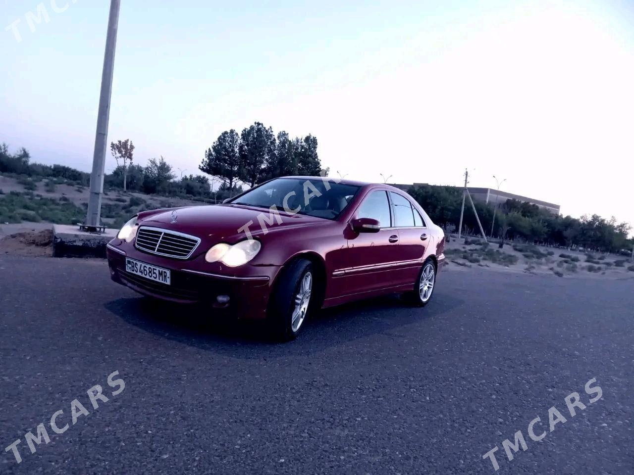 Mercedes-Benz 230E 2005 - 70 000 TMT - Şatlyk - img 3