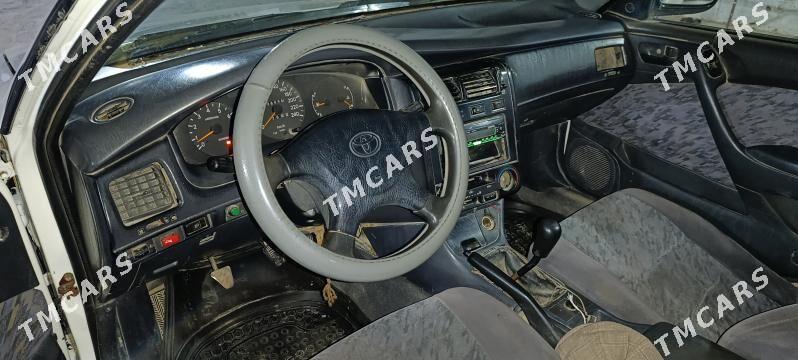 Toyota Carina 1995 - 57 000 TMT - Байрамали - img 4
