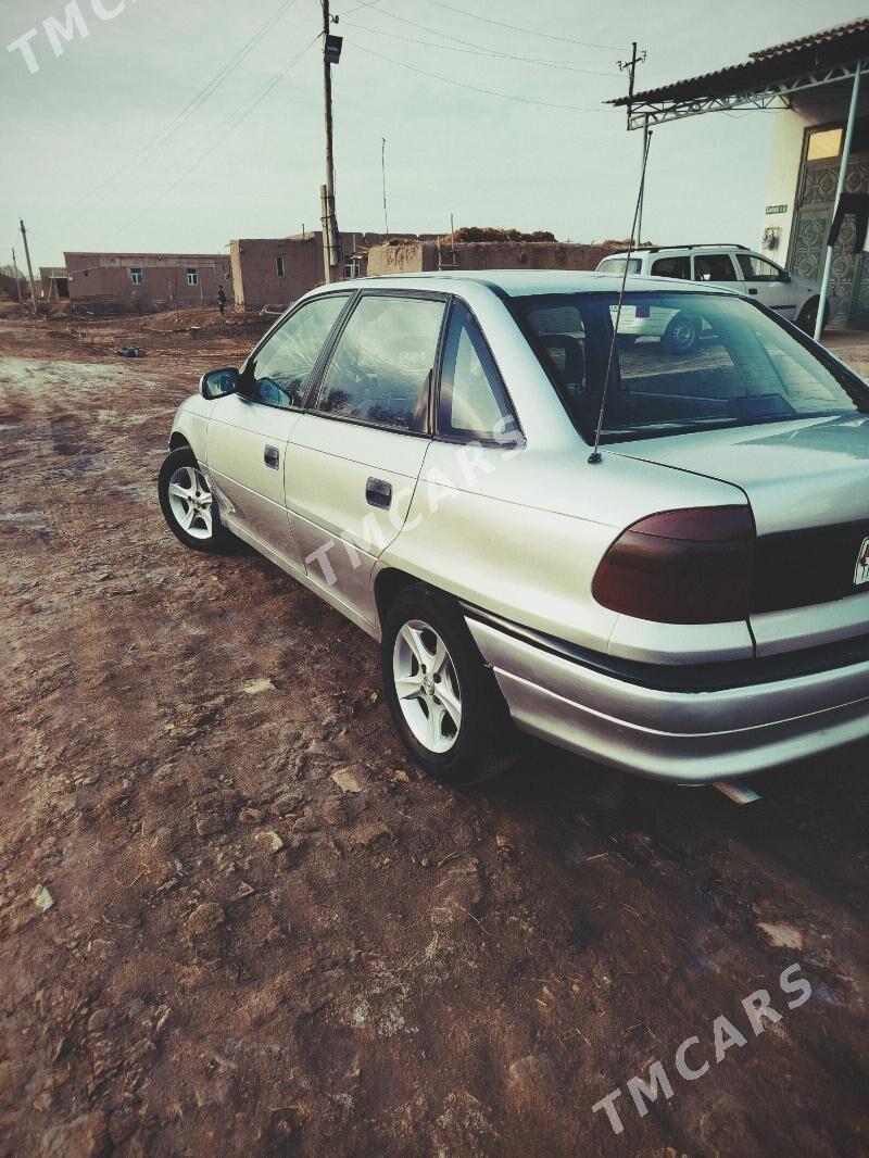Opel Astra 1992 - 30 000 TMT - Görogly (Tagta) - img 4