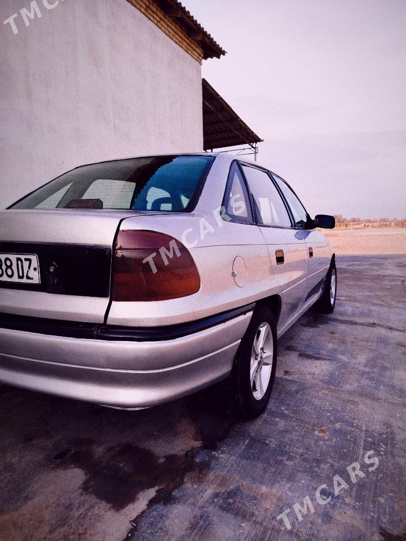 Opel Astra 1992 - 30 000 TMT - Görogly (Tagta) - img 5