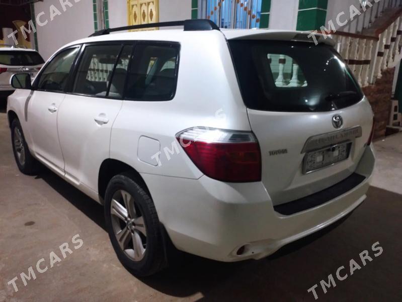 Toyota Highlander 2010 - 280 000 TMT - Balkanabat - img 2