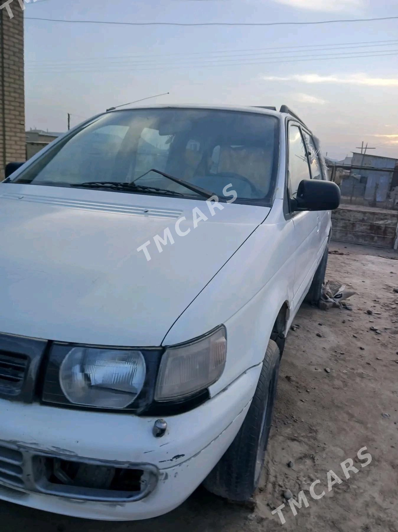 Mitsubishi Chariot 1994 - 18 000 TMT - Мары - img 3