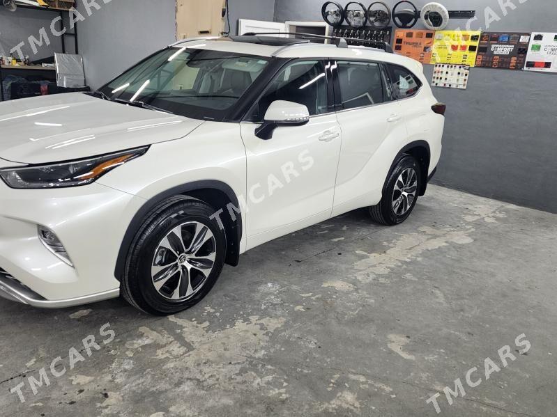 Toyota Highlander 2021 - 591 000 TMT - Ашхабад - img 5