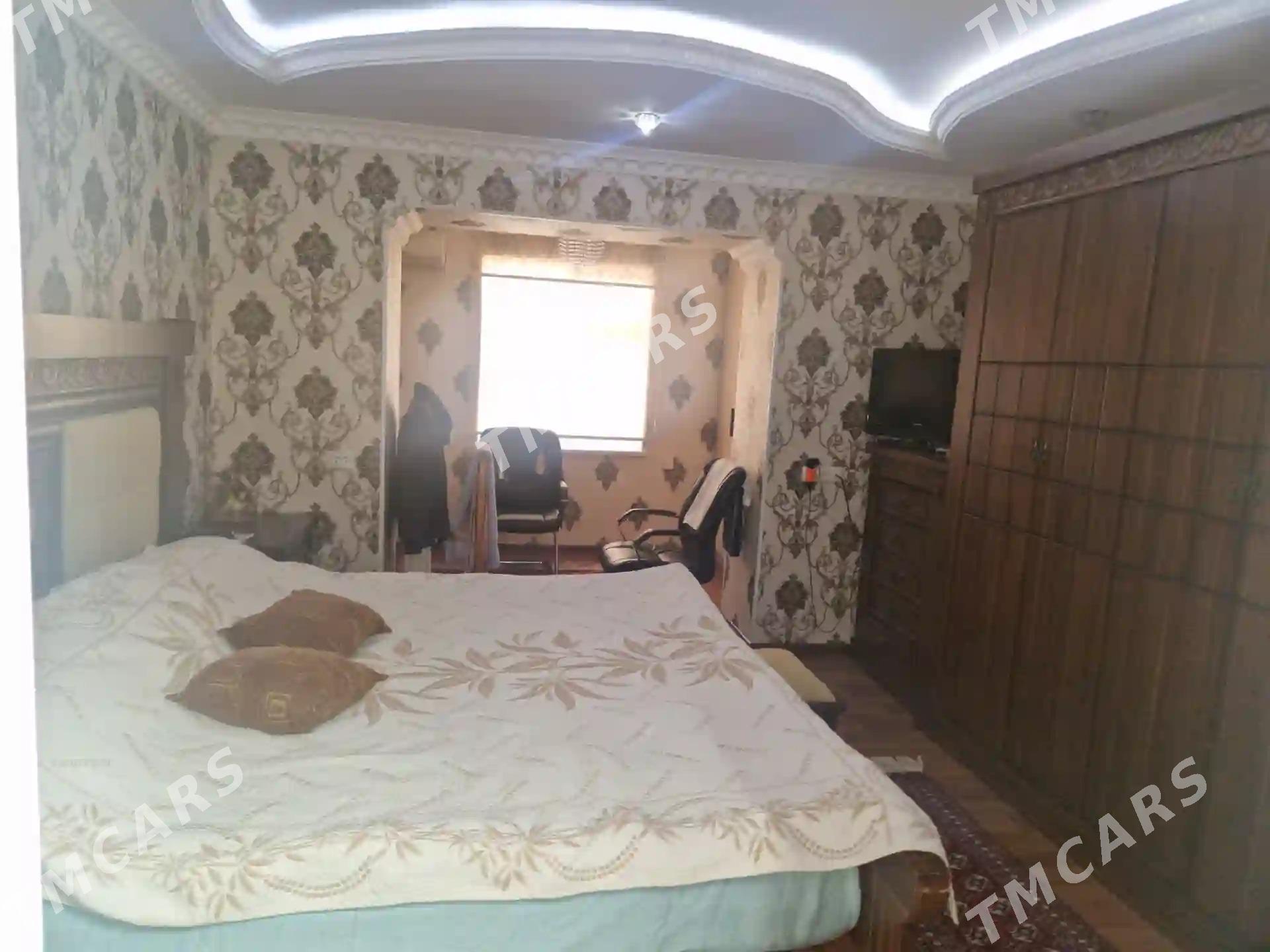 Продам 4х ком 3эаж 69 квартал - Туркменбаши - img 2