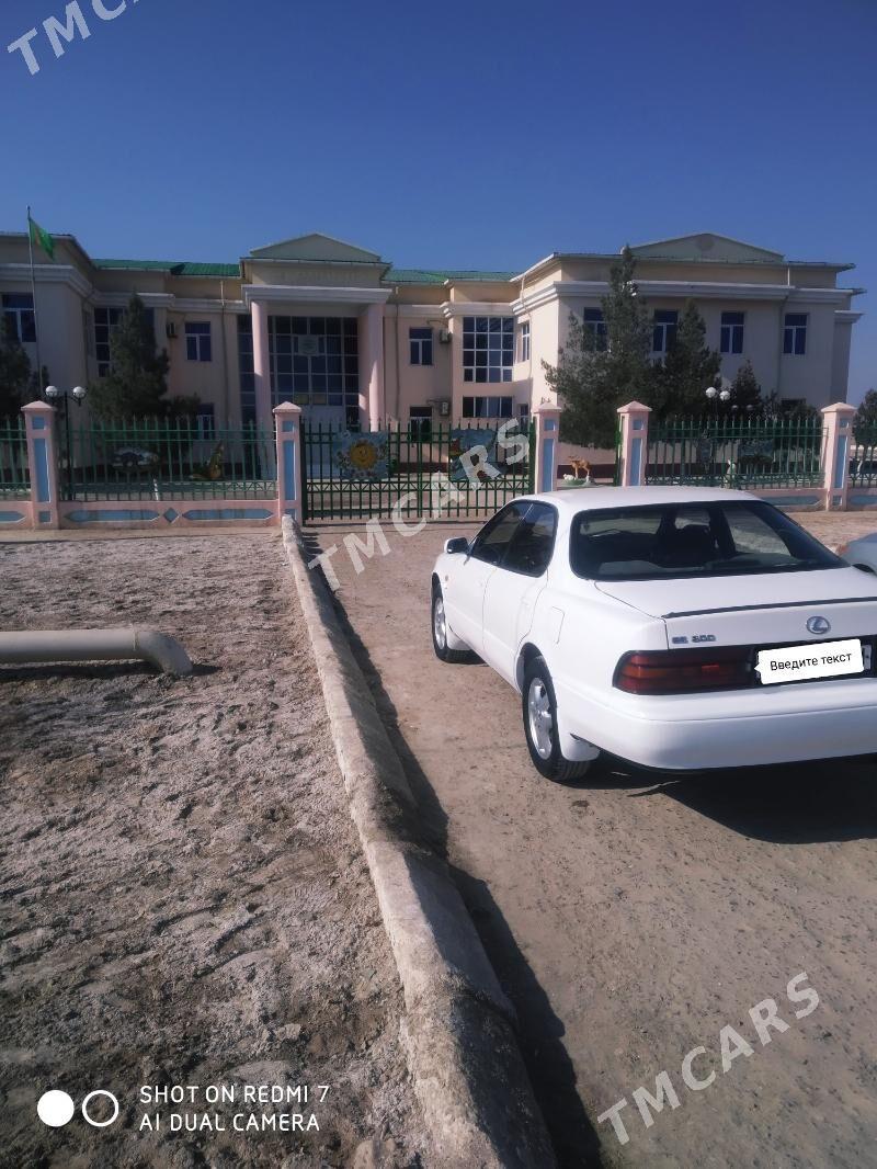 Toyota Camry 1993 - 55 000 TMT - Babadaýhan - img 3