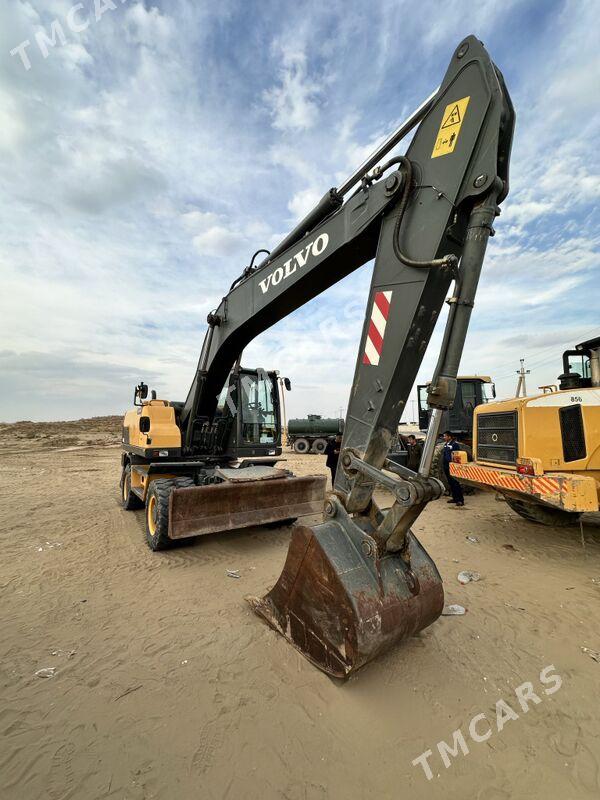 Volvo EC210 2012 - 2 145 000 TMT - Aşgabat - img 2