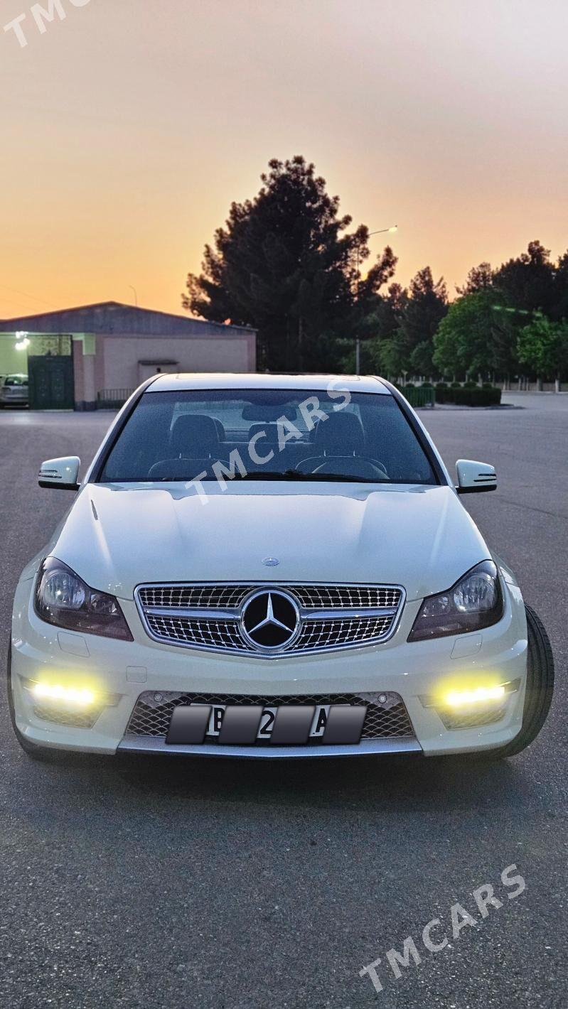 Mercedes-Benz C300 2010 - 200 000 TMT - Ашхабад - img 3
