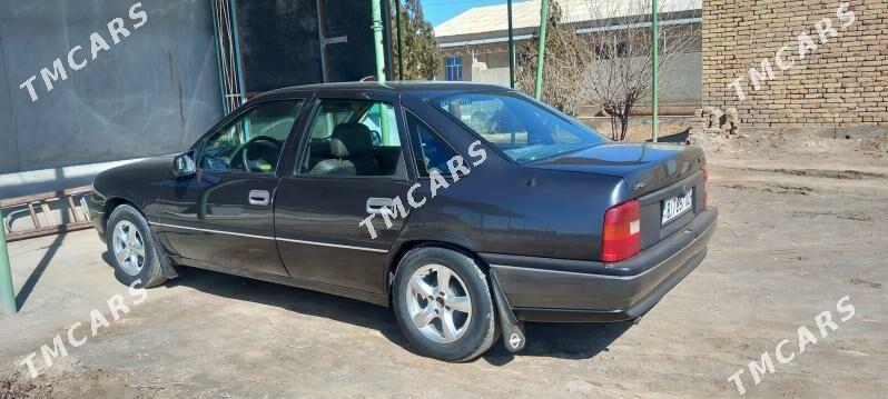 Opel Vectra 1993 - 36 000 TMT - Daşoguz - img 3