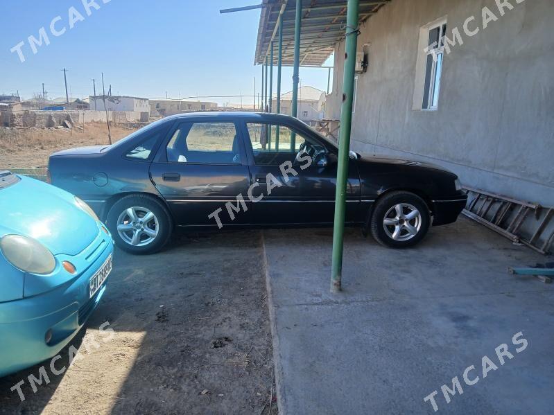 Opel Vectra 1993 - 36 000 TMT - Daşoguz - img 4