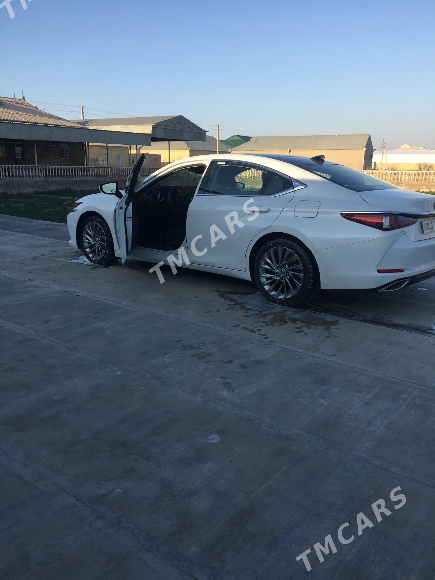 Lexus ES 350 2019 - 550 000 TMT - Мары - img 6