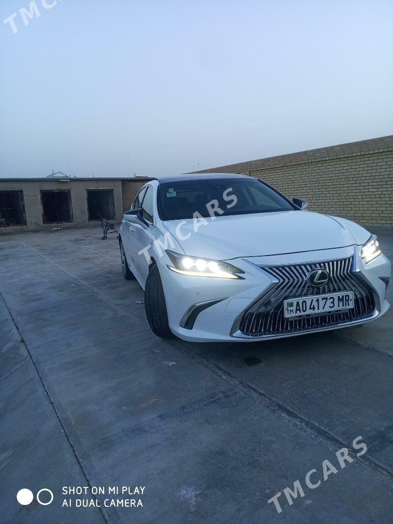 Lexus ES 350 2019 - 550 000 TMT - Мары - img 2