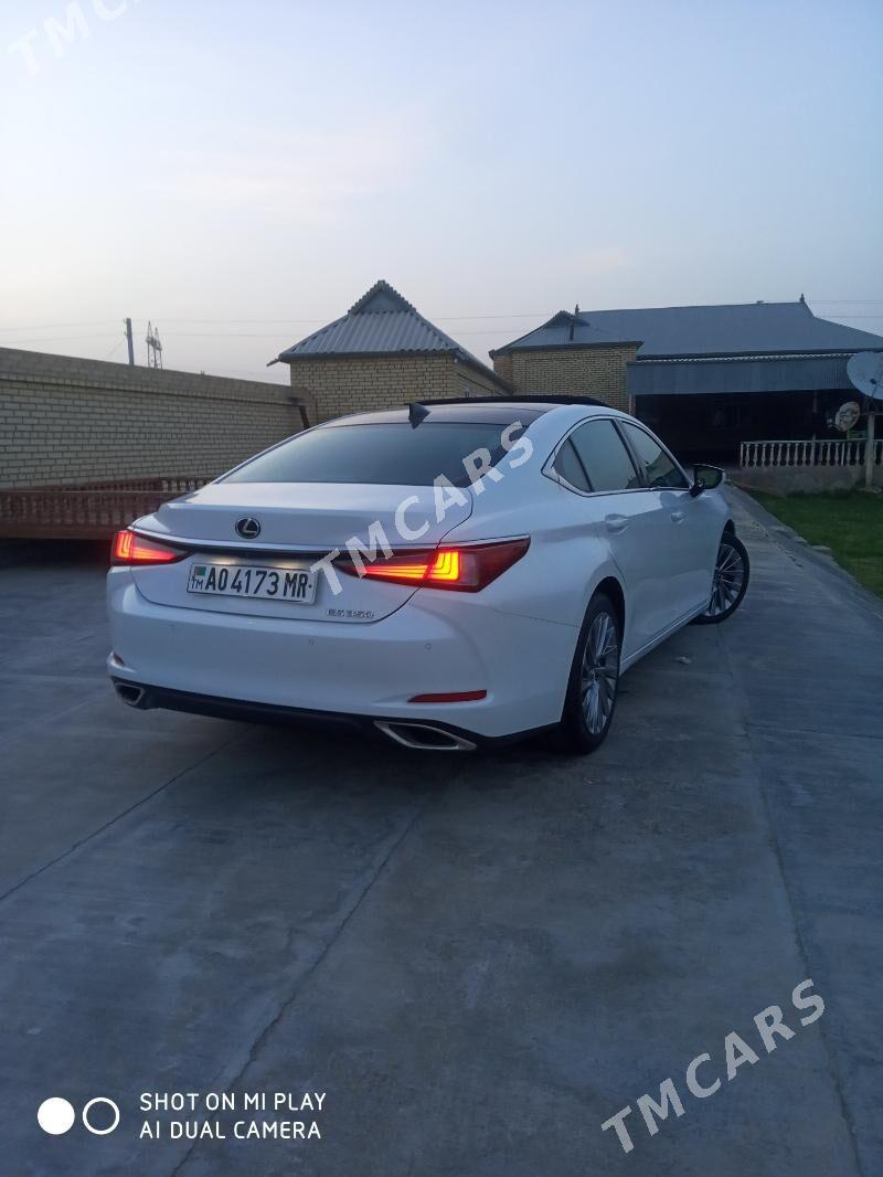 Lexus ES 350 2019 - 550 000 TMT - Мары - img 4
