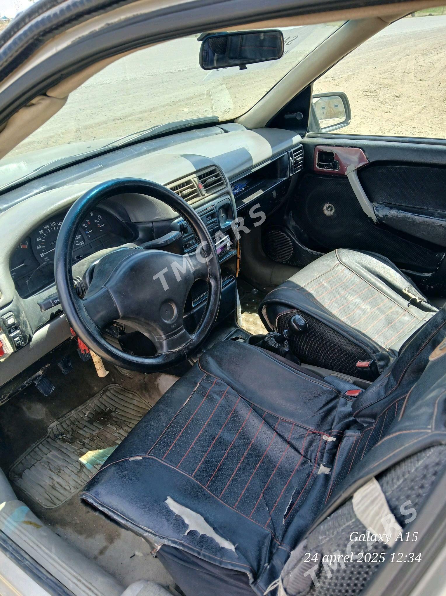 Opel Vectra 1989 - 25 000 TMT - Мары - img 4