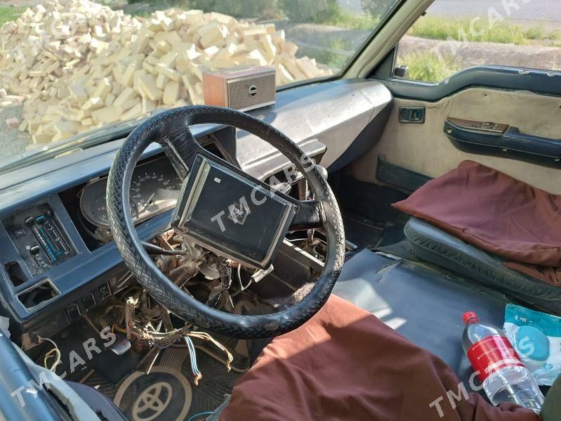 Toyota Hiace 1988 - 50 000 TMT - Mary - img 4
