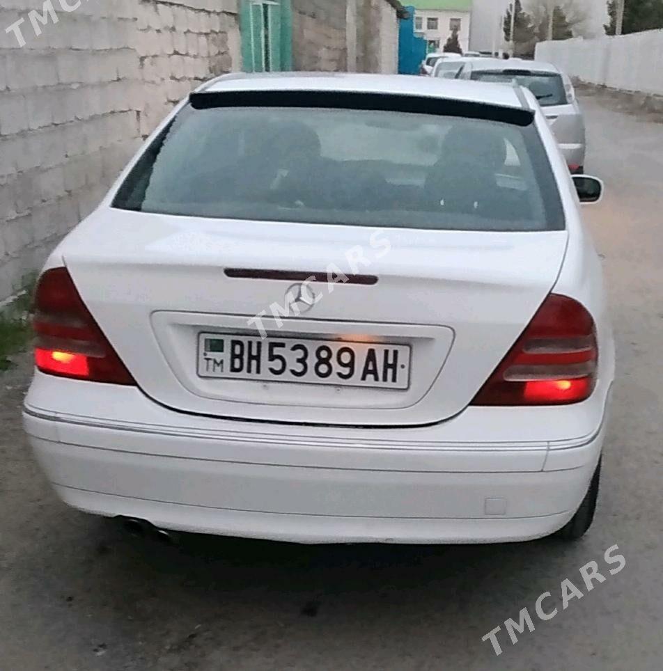 Mercedes-Benz C320 2001 - 90 000 TMT - Aşgabat - img 3