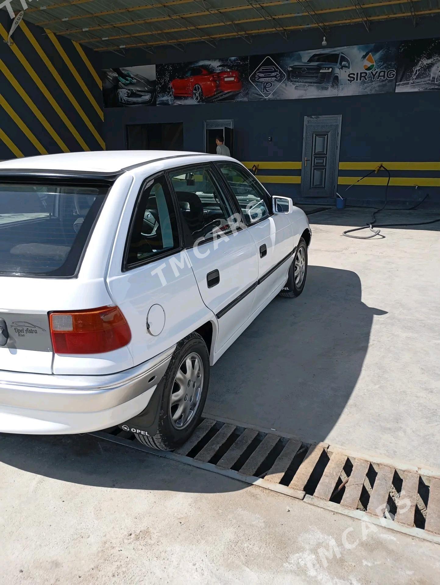 Opel Astra 1993 - 35 000 TMT - Mary - img 5