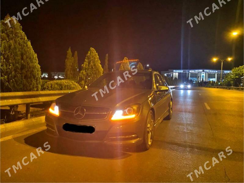 Mercedes-Benz C300 2011 - 240 000 TMT - Türkmenabat - img 2
