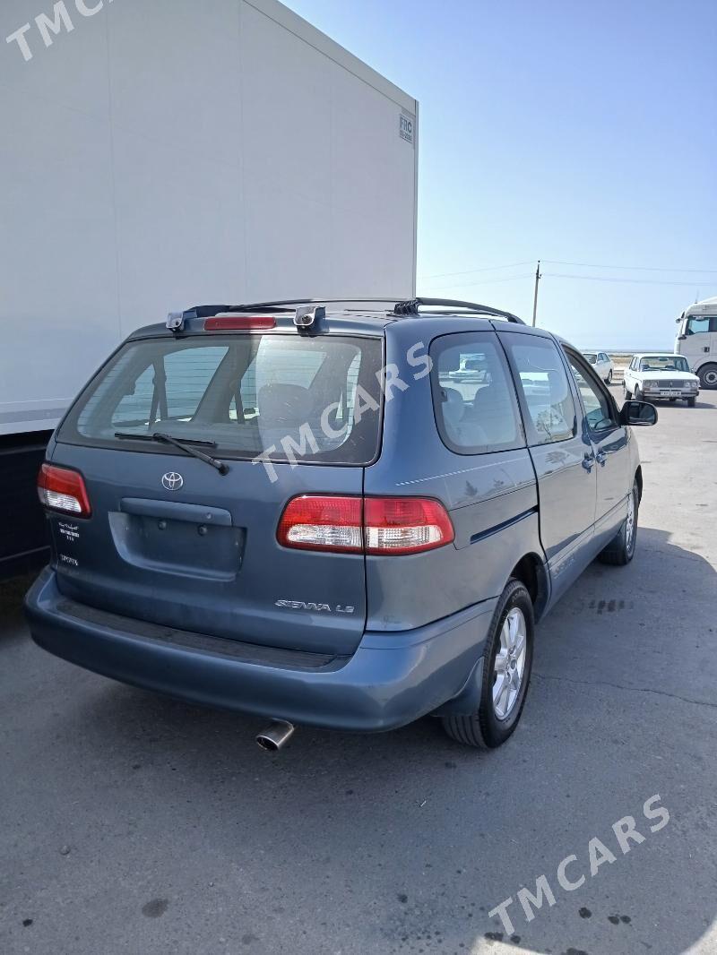 Toyota Sienna 2000 - 175 000 TMT - Балканабат - img 9