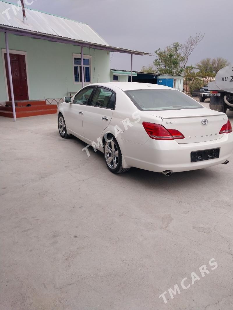 Toyota Avalon 2005 - 195 000 TMT - Kaka - img 2