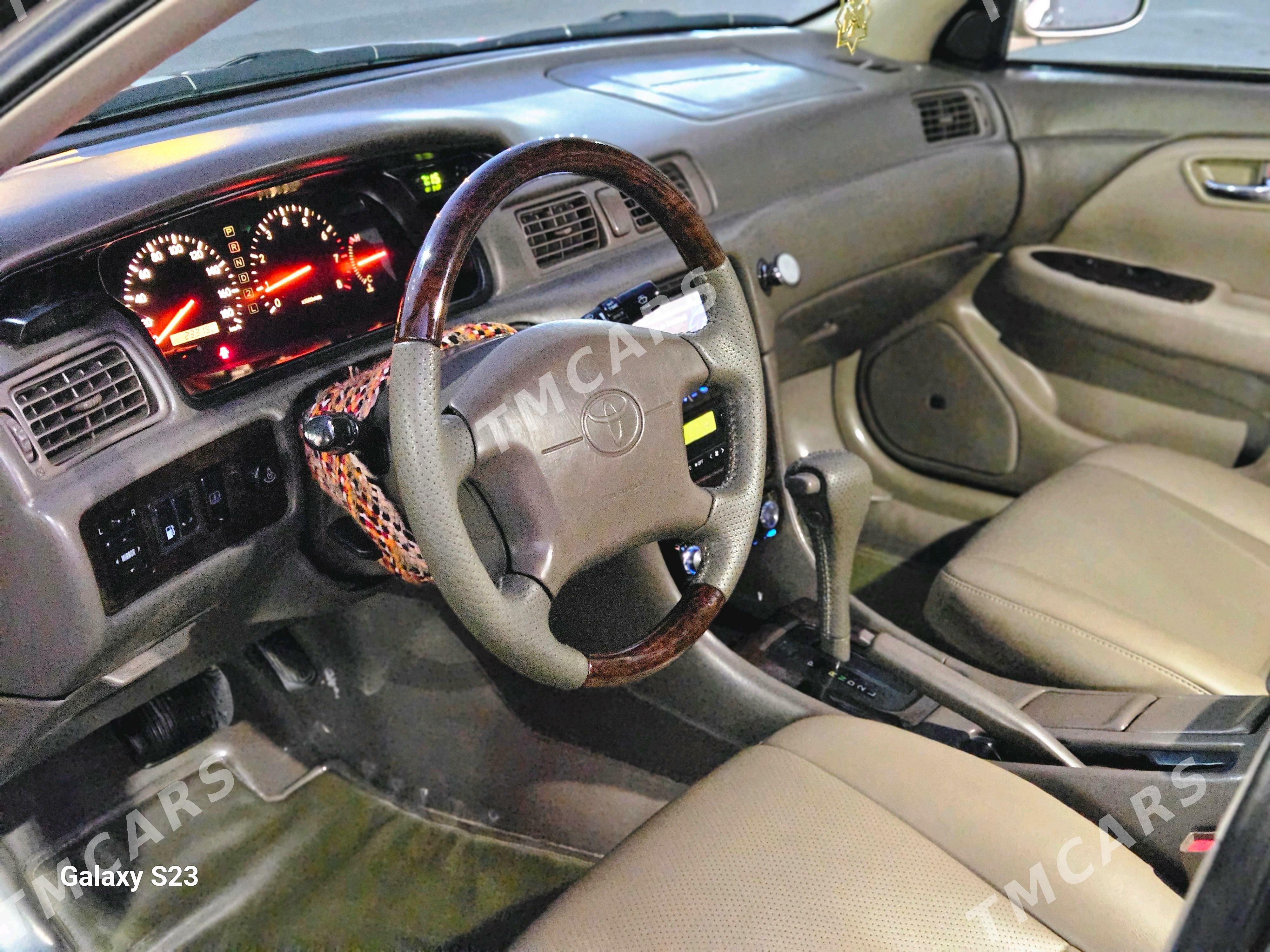 Toyota Camry 2000 - 193 000 TMT - Mary - img 3