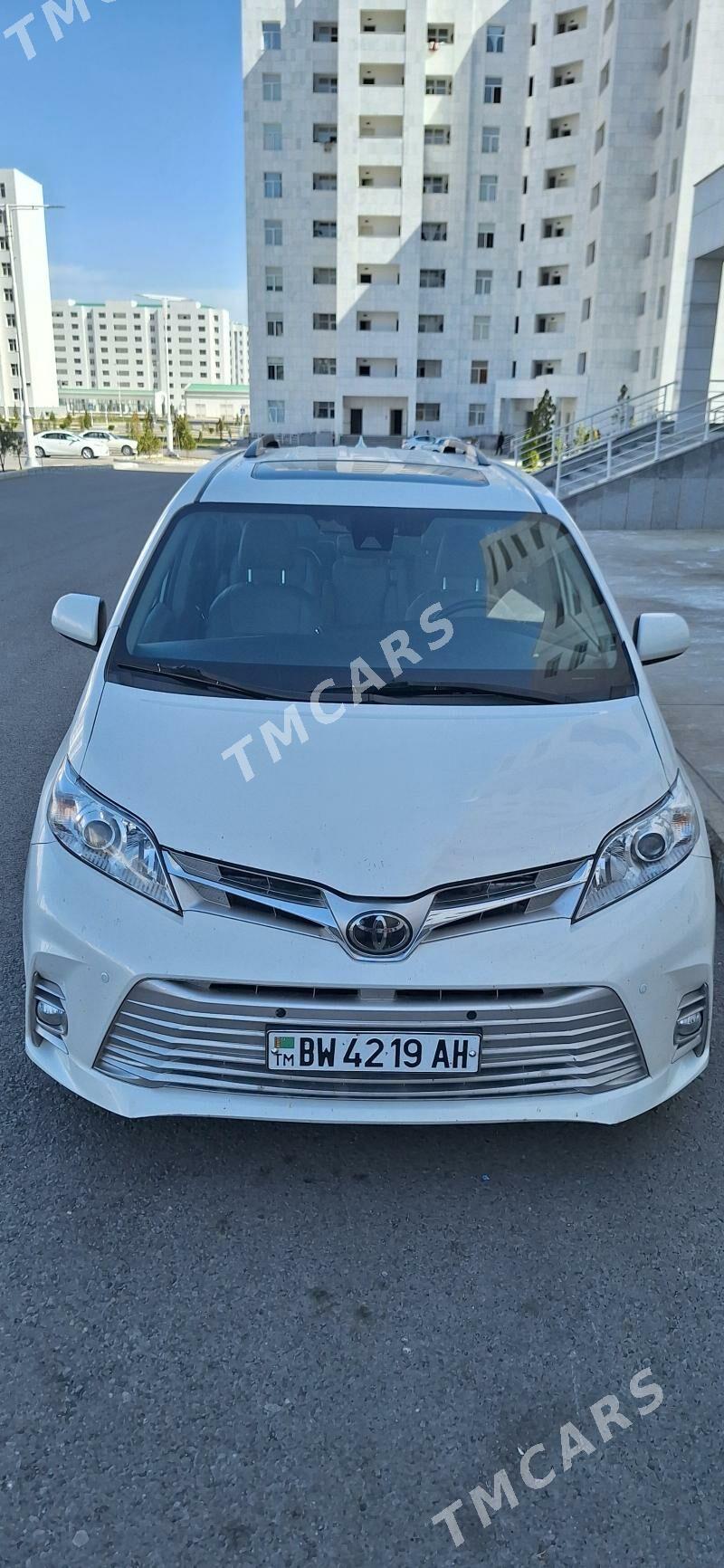 Toyota Sienna 2019 - 450 000 TMT - Аркадаг - img 7