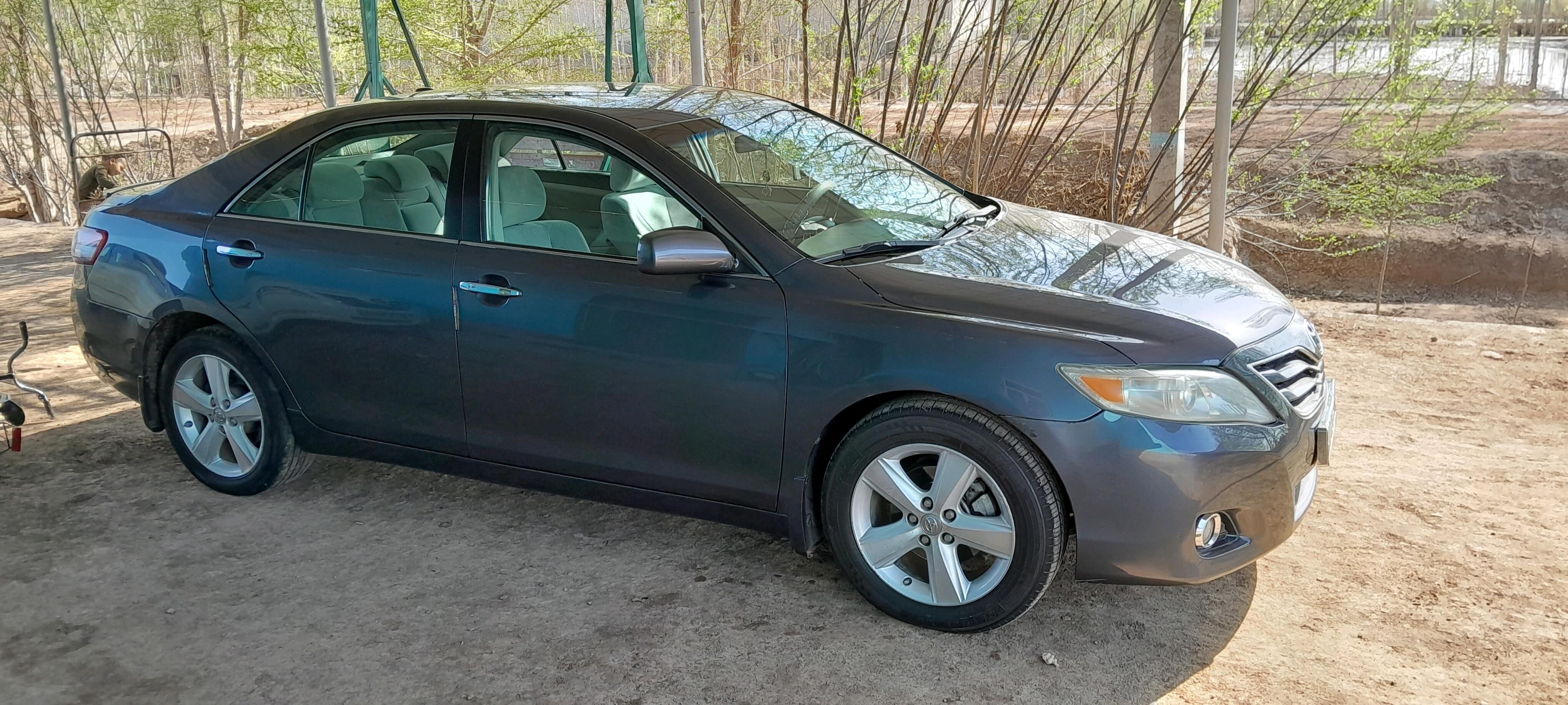 Toyota Camry 2010 - 175 000 TMT - Дашогуз - img 5