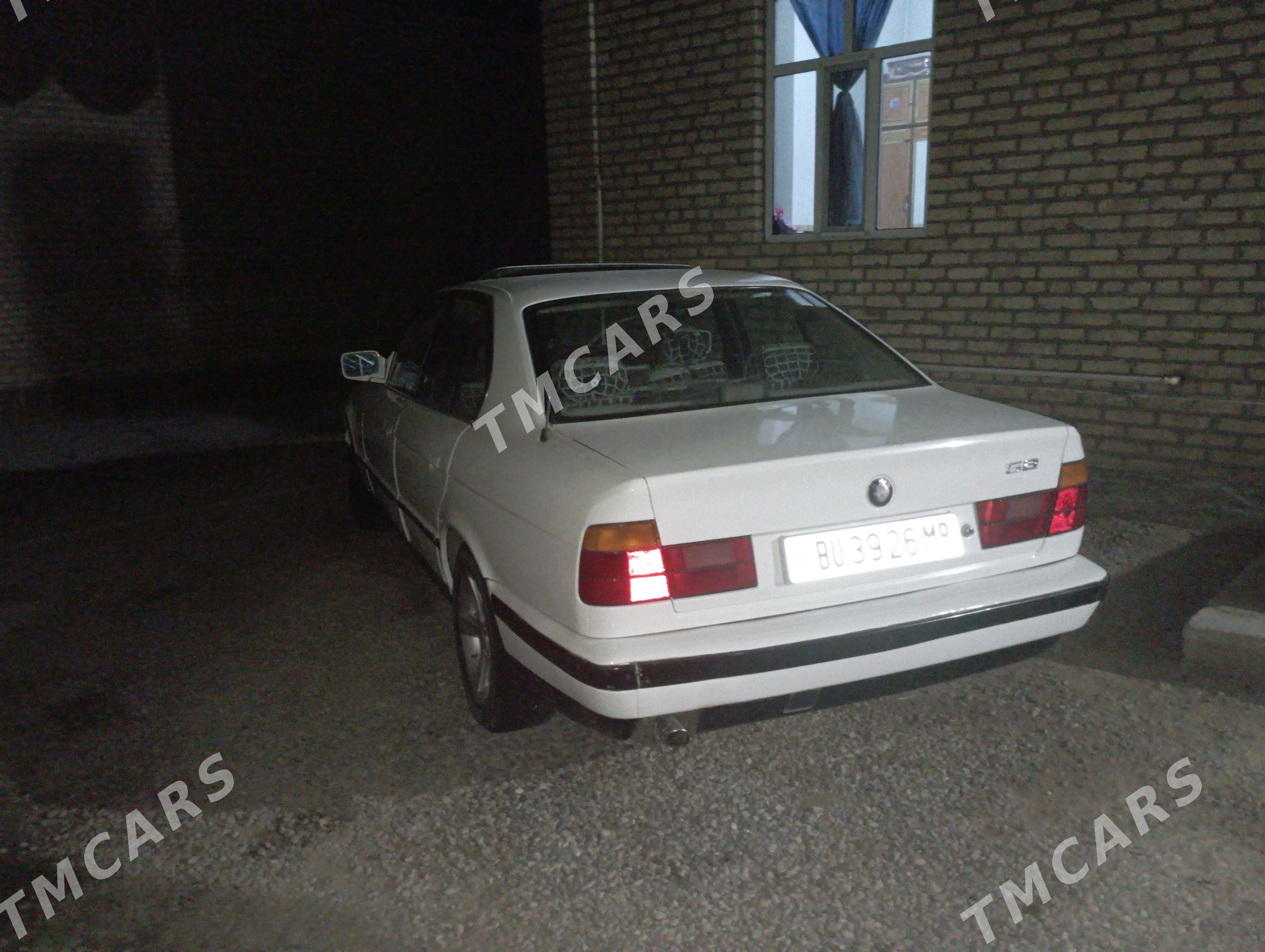 BMW 525 1990 - 45 000 TMT - Mary - img 4
