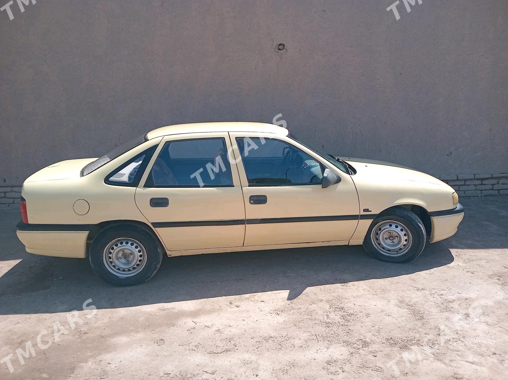 Opel Vectra 1993 - 37 000 TMT - Гурбансолтан Едже - img 5