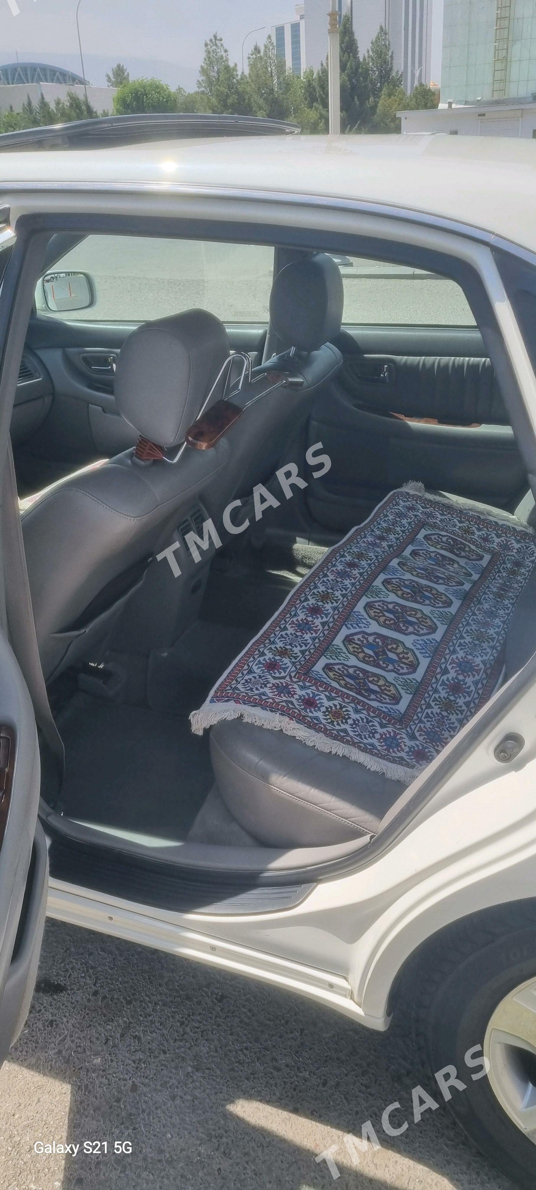 Toyota Avalon 2000 - 180 000 TMT - Sarahs - img 5