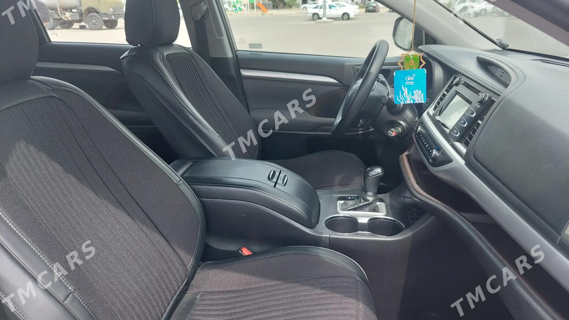 Toyota Highlander 2016 - 360 000 TMT - Türkmenbaşy - img 2